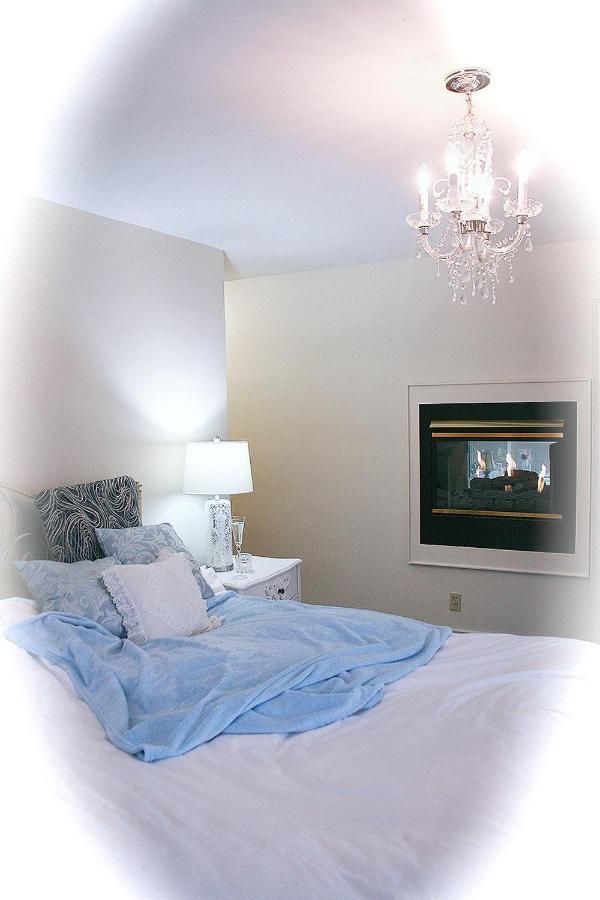 The Cheshire Cat Bed And Breakfast Elora Extérieur photo